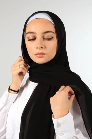 The Resha - Premium Black Hijab 28*81cm (Standard Size)