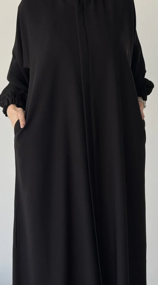 Model 4 Full Zipper Abaya – Luxury Covered Zip Design