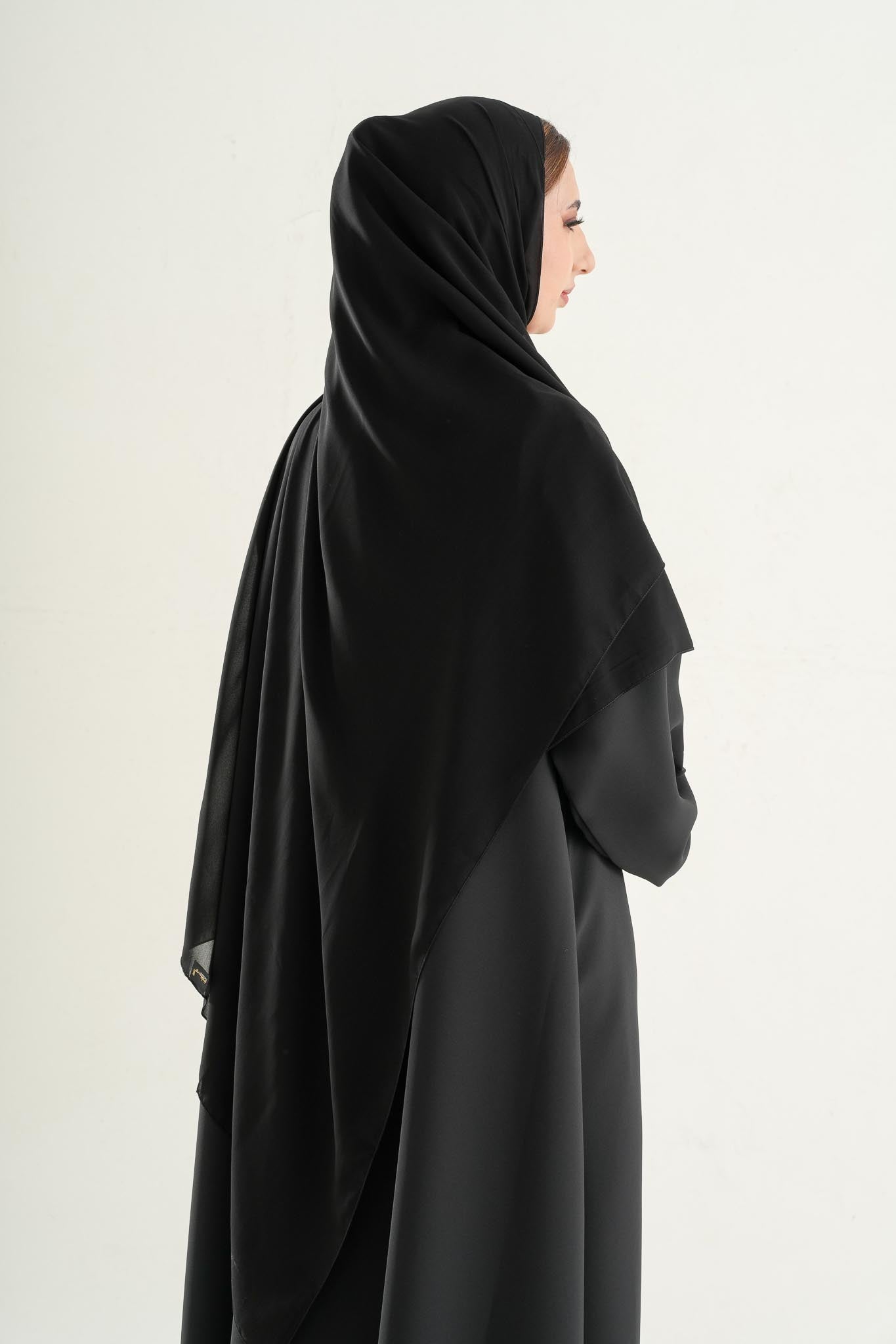 The Resha - Premium Black Hijab 32*92cm XXL