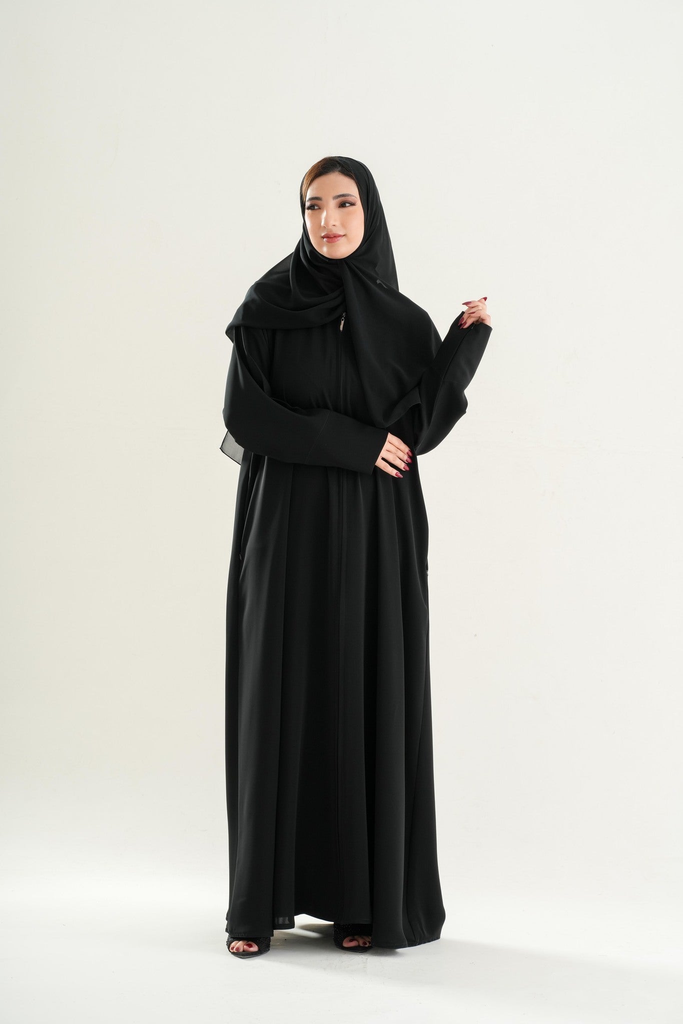Model 6 Umrah Abaya – Full Zipper with Zipper Sleeve Design