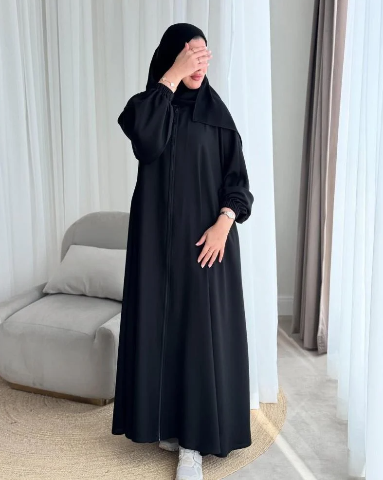 The Resha - Hajj / Umrah Abaya with Zipper Closure —Model 03