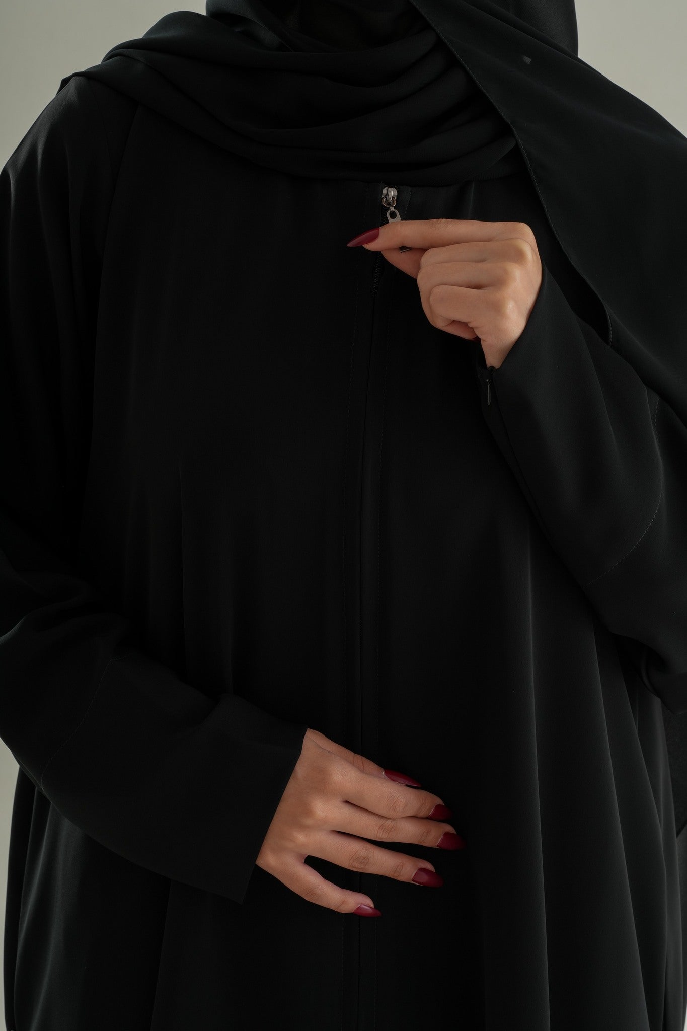 Model 6 Umrah Abaya – Full Zipper with Zipper Sleeve Design