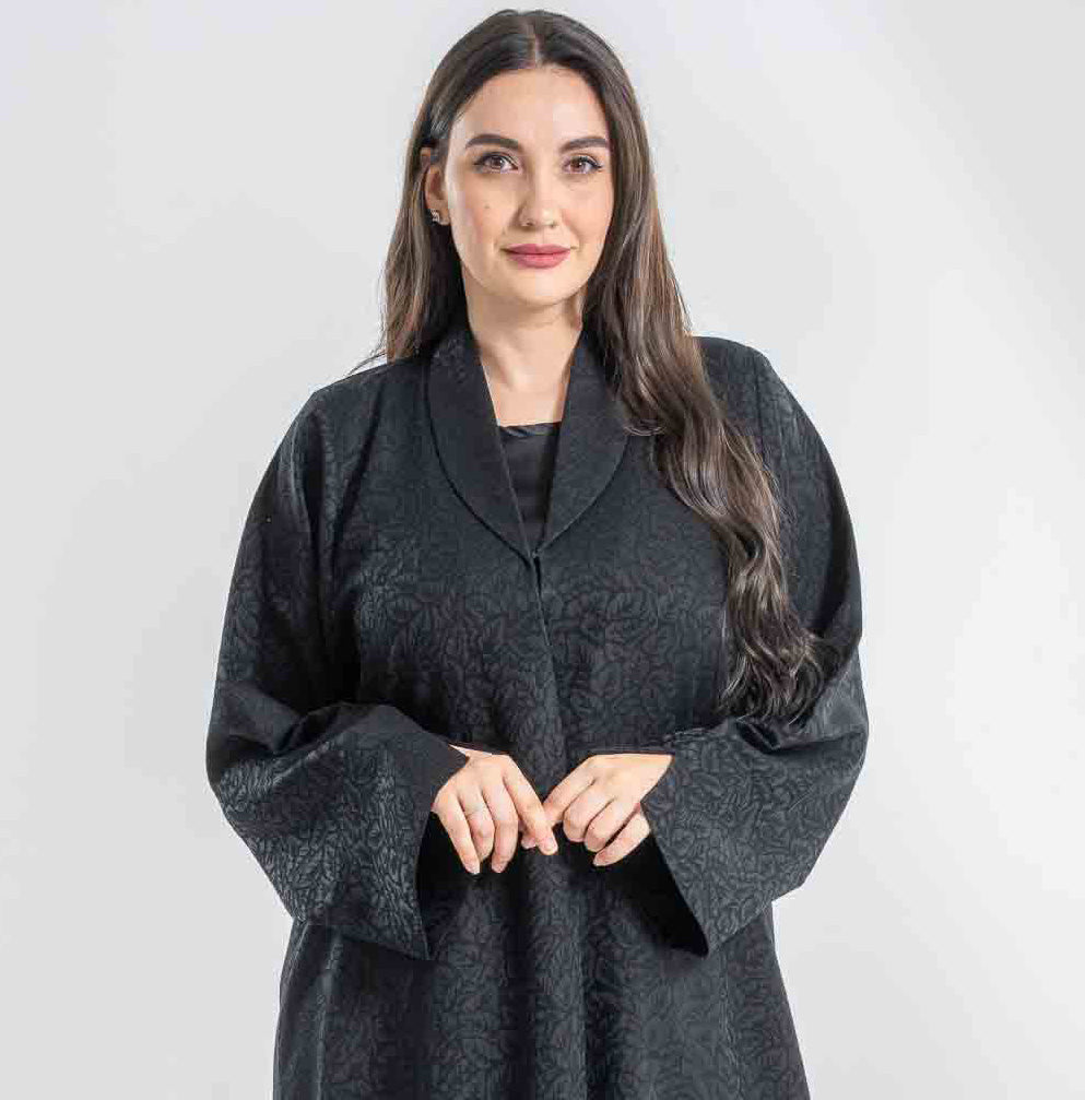 عباءة عمرة سوداء رقم ١٠١ بأكمام بسحاب وجيوب - ذا ريشة
