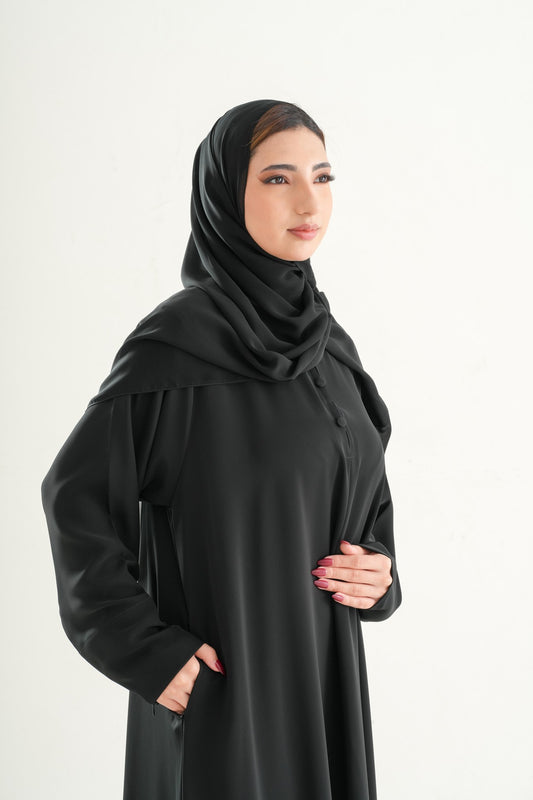 Angled front view of Premium Umrah & Hajj Abaya Model U101