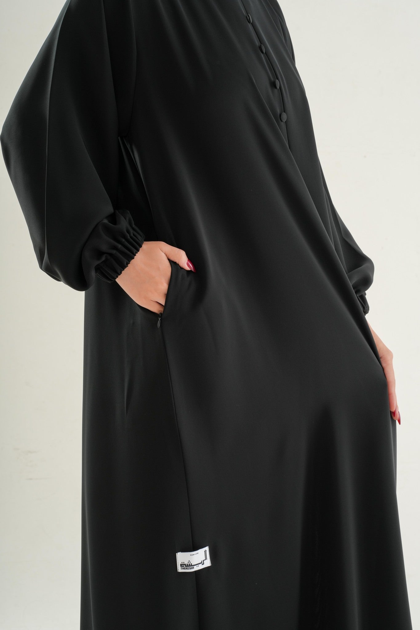 Model 2 Semi Zipper Abaya – High Neck Closed Design